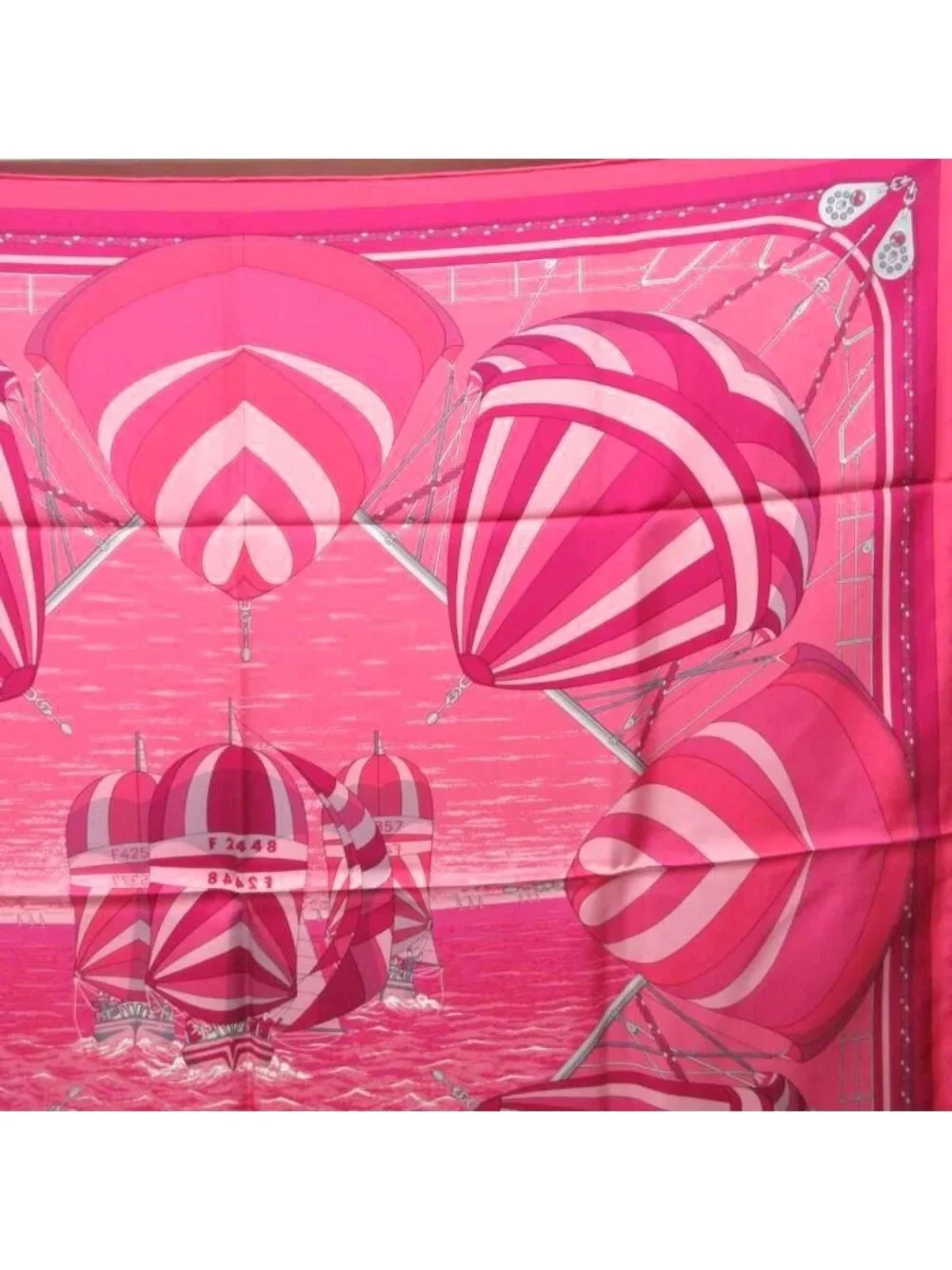 Hermes Tagged Spinnakers Carre 90 Scarf Shawl All Over Pattern Silk 100% Pink - Picture 3 of 8